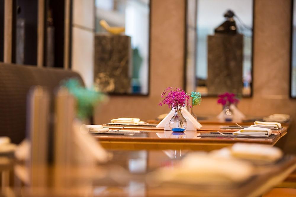 Gehua New Century Hotel Beijing Exterior foto